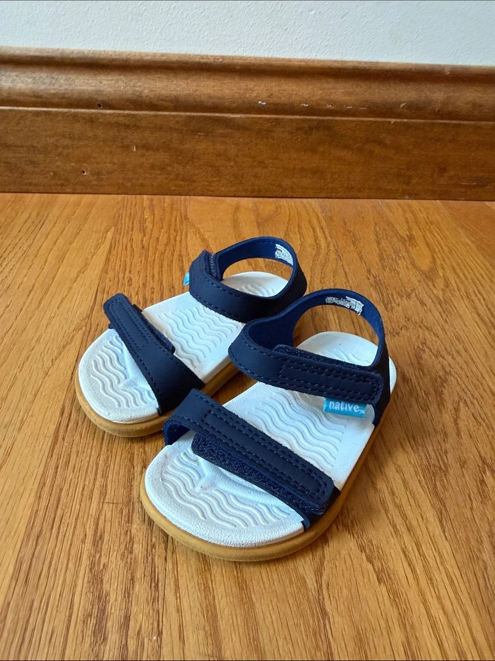 Native Navy Charley sandals Adjustable Velcro Closure Water Beach Toddler Size 5